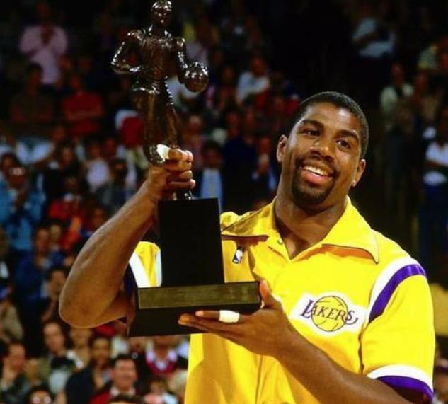 赛中多次出 赛中多次出